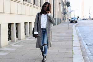 Lace checkered Coat and ripped Jeans